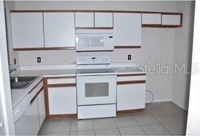 183 Edgewater Cir, Sanford, FL 32773