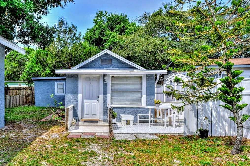 1316 San Jose Blvd, Daytona Beach, FL 32117-1930
