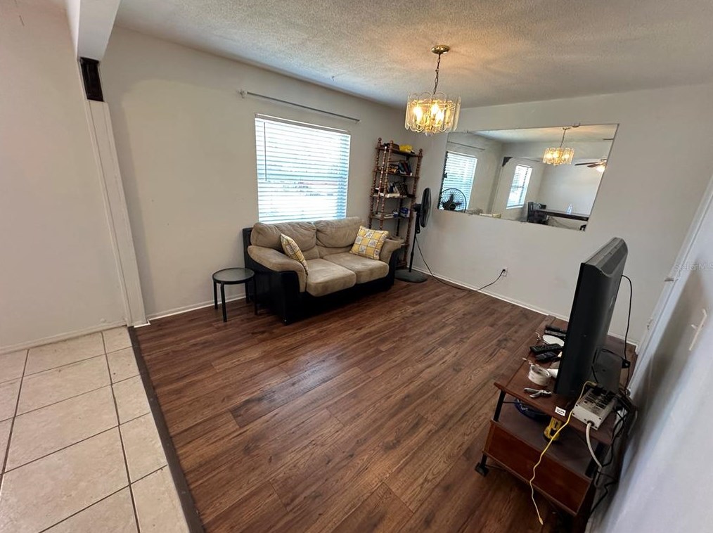 2471 Princess Carol Ct, Orlando FL  32807-8523 exterior