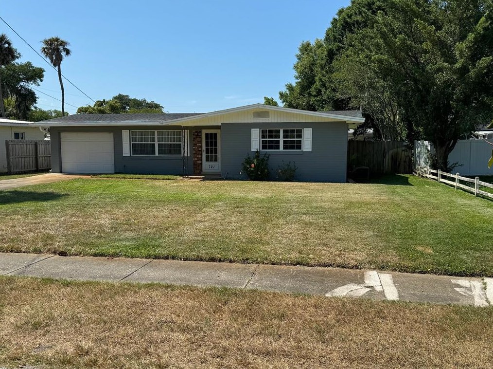 721 Wayne Ave, New Smyrna FL  32168-6323 exterior