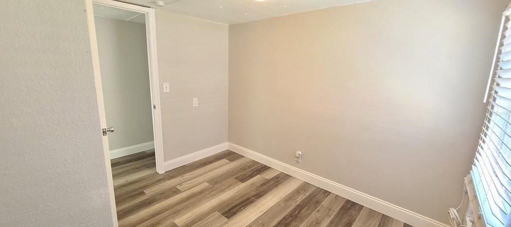 59 Lawrence Ct, Daytona Beach FL  32127-6011 exterior