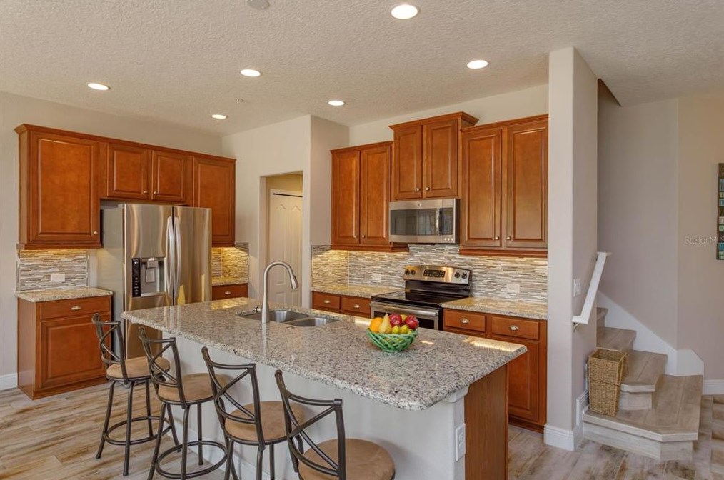 905 Walkers Grove Ln, Winter Garden, FL 34787
