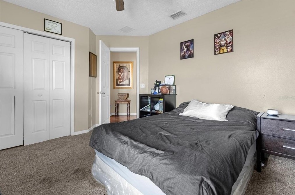 217 Beckenham Dr, Kissimmee FL 34758-4217 exterior