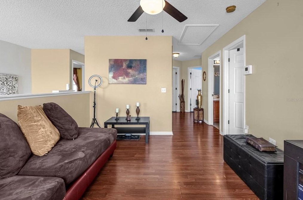 217 Beckenham Dr, Kissimmee FL 34758-4217 exterior