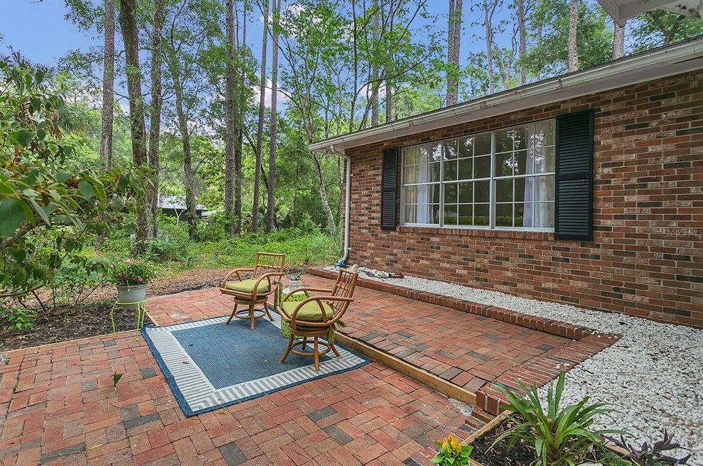 2545 Morgan Rd, Deland, FL 32720-2006