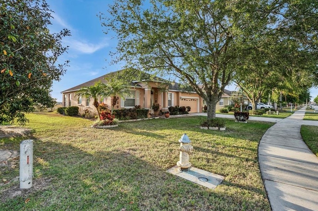 4319 Dinner Lake Blvd, Lake Wales, FL 33859-2130