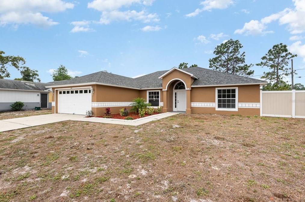 536 Courtland Blvd, Deltona, FL 32738-8965