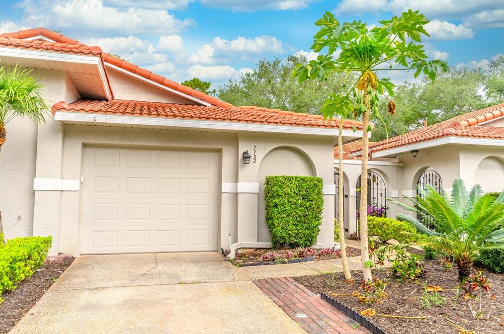 7732 Chapelhill Dr, Orlando, FL 32819-5089