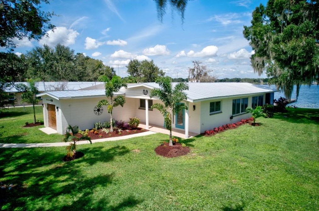 463 Lake June Rd, Lake Placid, FL 33852