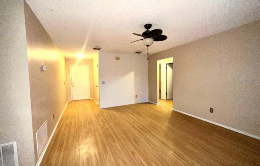 8130 Rolling Log Dr, Orlando, FL 32817-2480