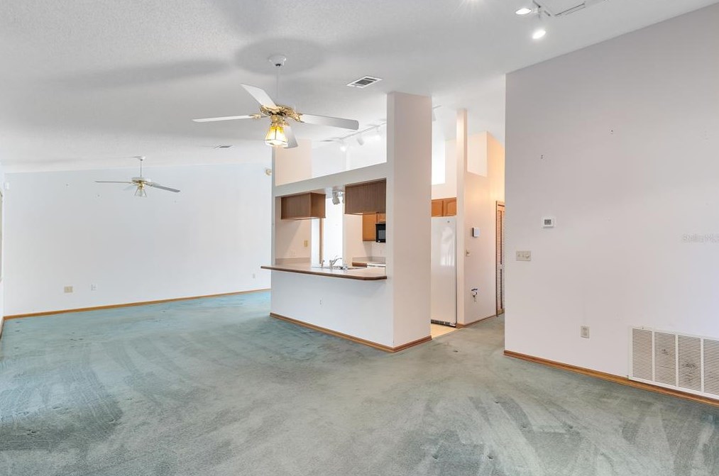 1220 Beth Ln, Saint Cloud FL  34772-7448 exterior