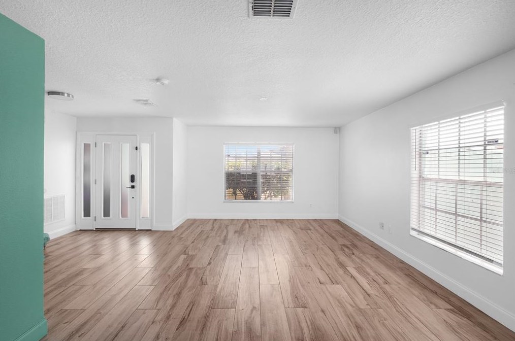 3114 Orchard Pl, Kissimmee, FL 34743-7897