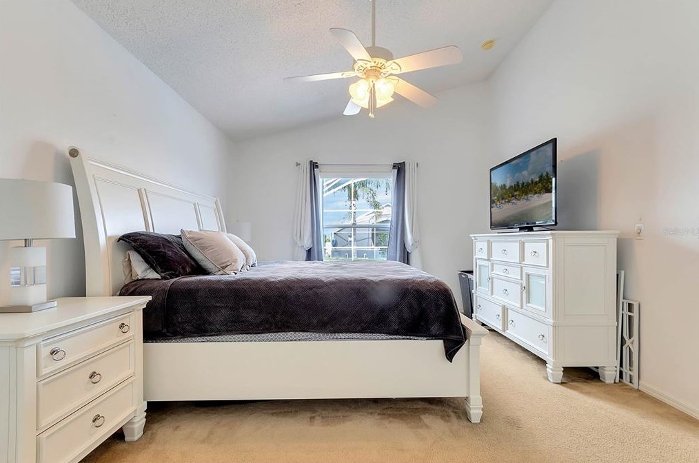 237 Kimberly Point Dr, Davenport FL  33837-3884 exterior