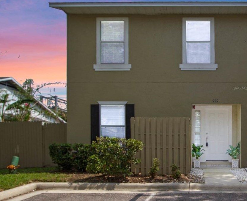 979 Butterfly Blvd, Winter Garden, FL 34787-6018
