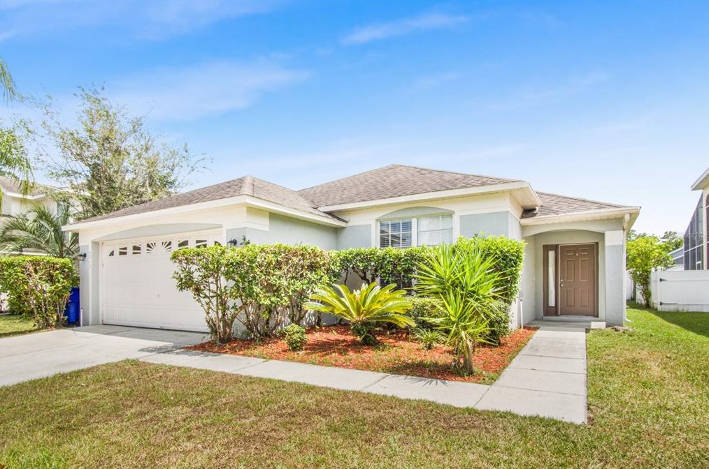 4312 Bayside Dr, Kissimmee, FL 34746-6054