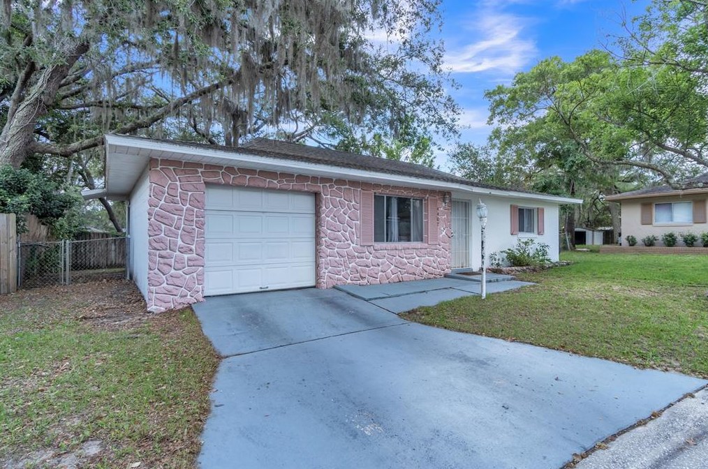 4407 Sugar Loaf Way, Orlando, FL 32808-2026