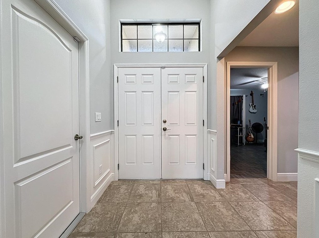 1144 Cambourne Dr, Kissimmee FL exterior