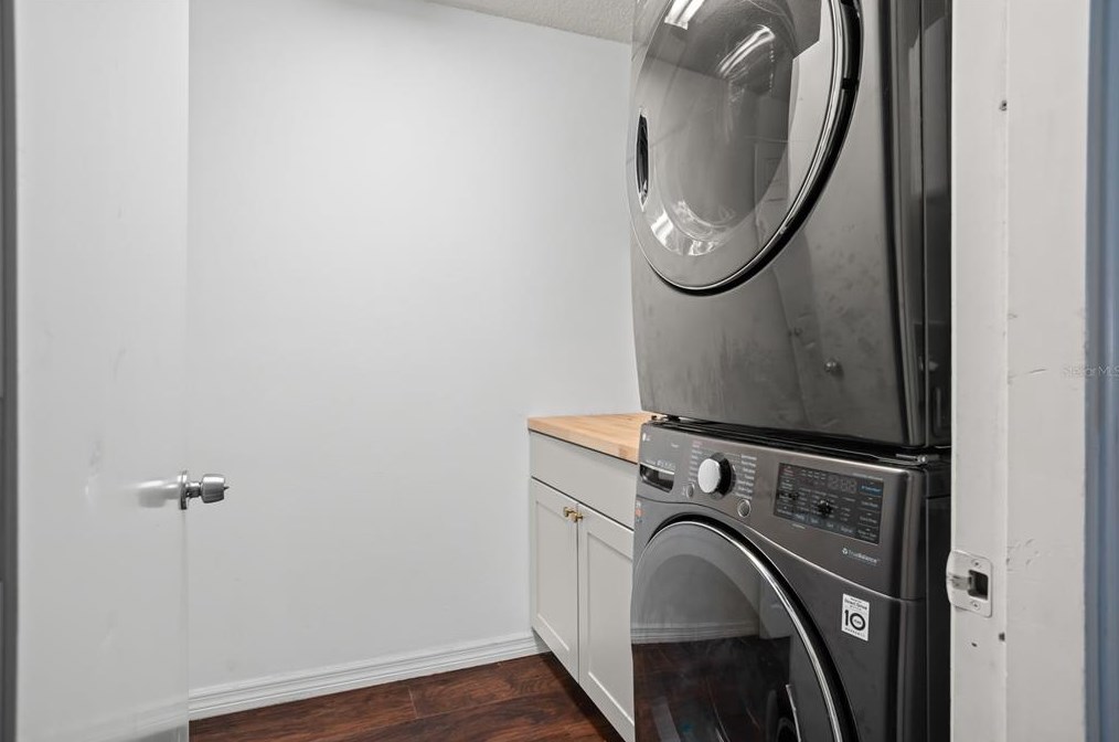 1195 Perch Dr, Saint Cloud FL  34771-9487 exterior