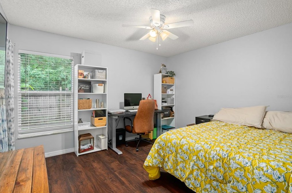 1195 Perch Dr, Saint Cloud FL  34771-9487 exterior