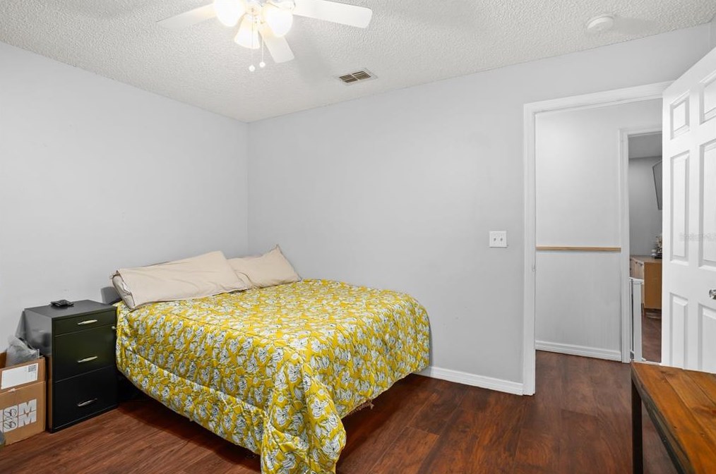 1195 Perch Dr, Saint Cloud FL  34771-9487 exterior