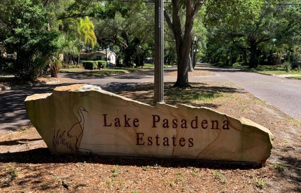 6531 2nd Ave, Saint Petersburg FL  33707-1311 exterior