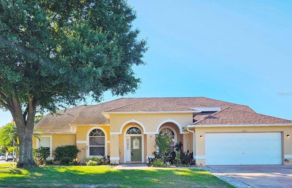 2500 Hikers Ct, Kissimmee, FL 34743-3600