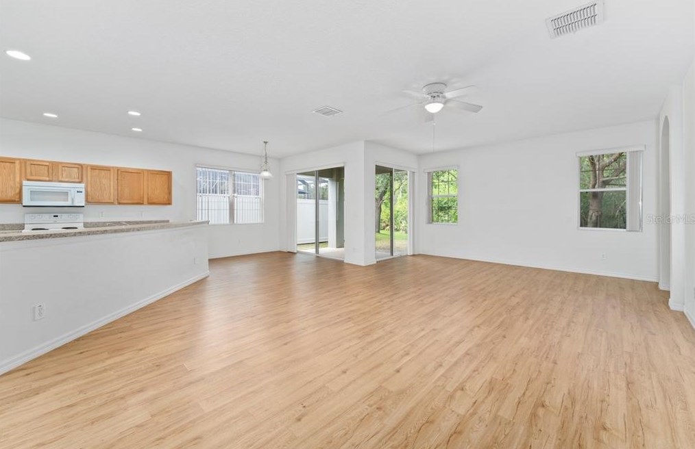 10339 Woodward Winds Dr, Orlando FL  32827-6913 exterior