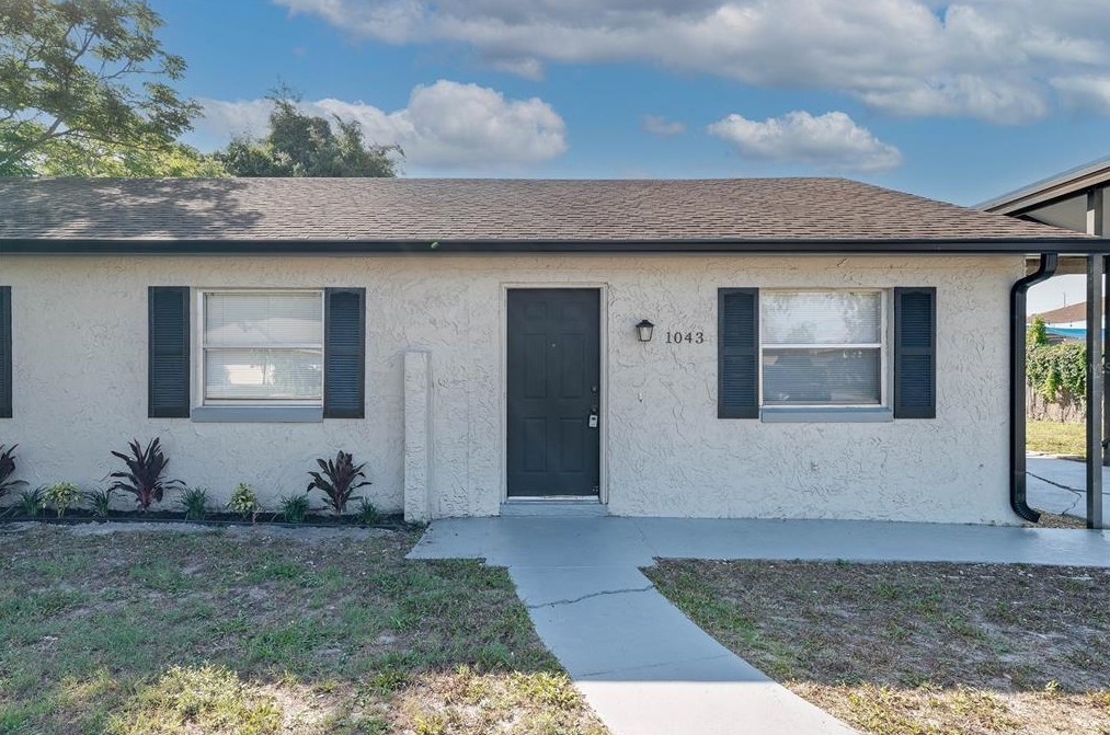 1043 Aaron Dr, Deltona, FL 32725-7339