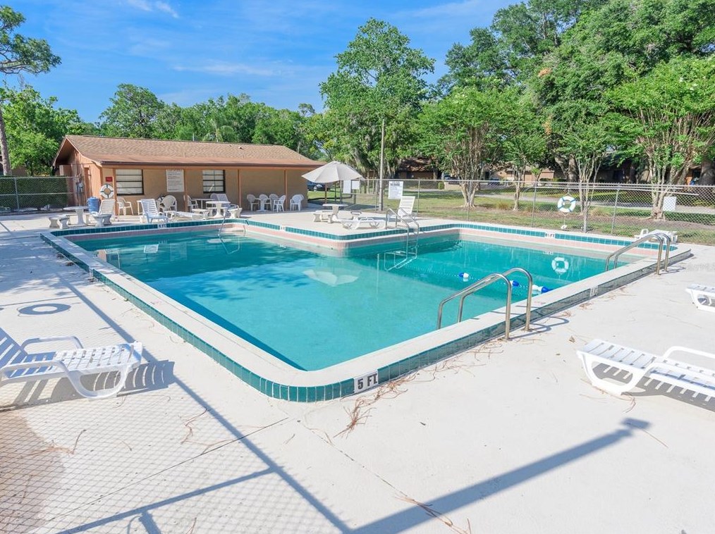 341 Pinesong Dr, Casselberry FL  32707-5119 exterior