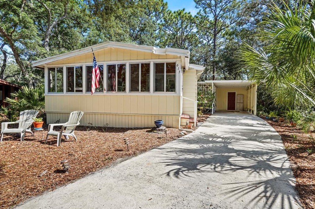 615 Woodland Ct, Lake Mary, FL 32746