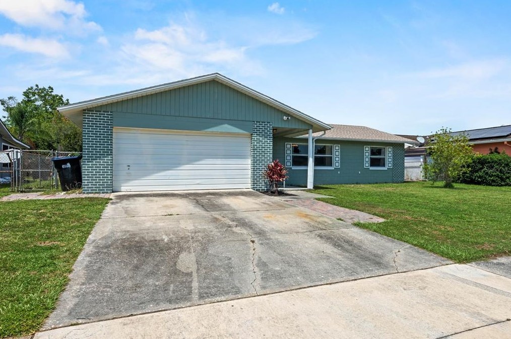 10331 Cedarhurst Ave, Orlando, FL 32825-6656