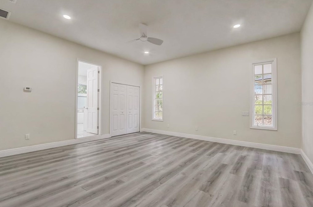 2068 Palm View Dr, Apopka, FL 32712