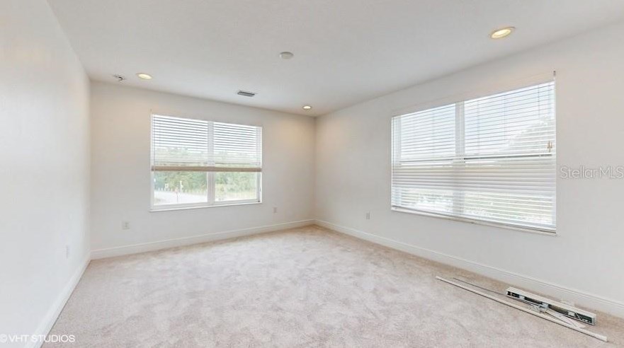 669 Lakeshore Pkwy, Davenport FL  33896-7861 exterior