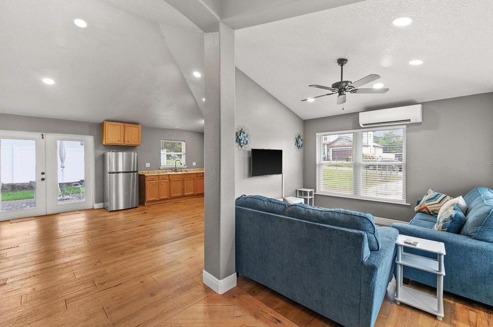 2671 Sand Lk Rd, Longwood FL  32779-5806 exterior