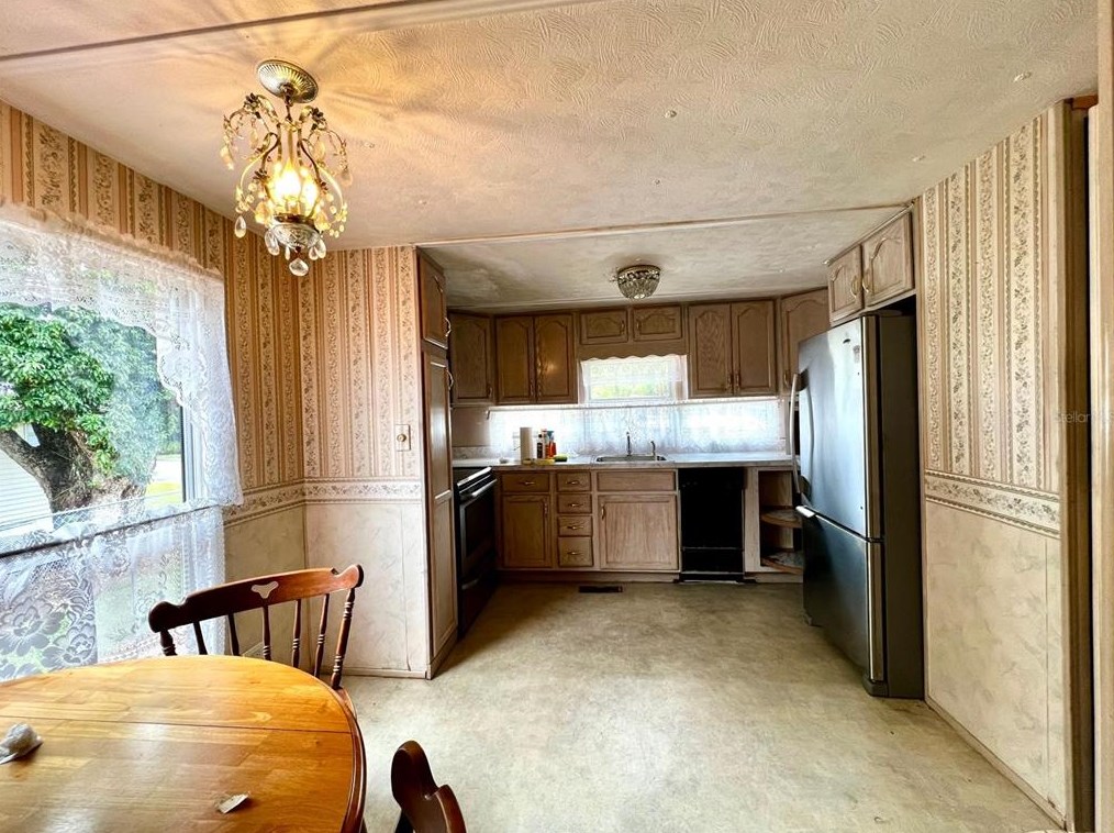 809 Harmony Ln, Lakeland, FL 33815