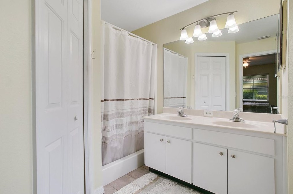 2212 Mystic Ring Loop, Kissimmee FL  34759-5398 exterior