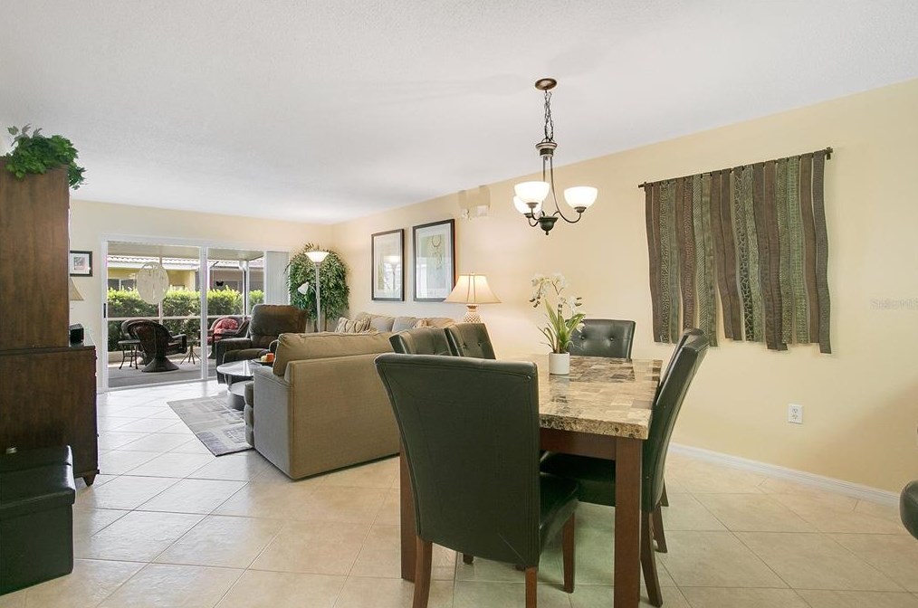 2212 Mystic Ring Loop, Kissimmee FL  34759-5398 exterior