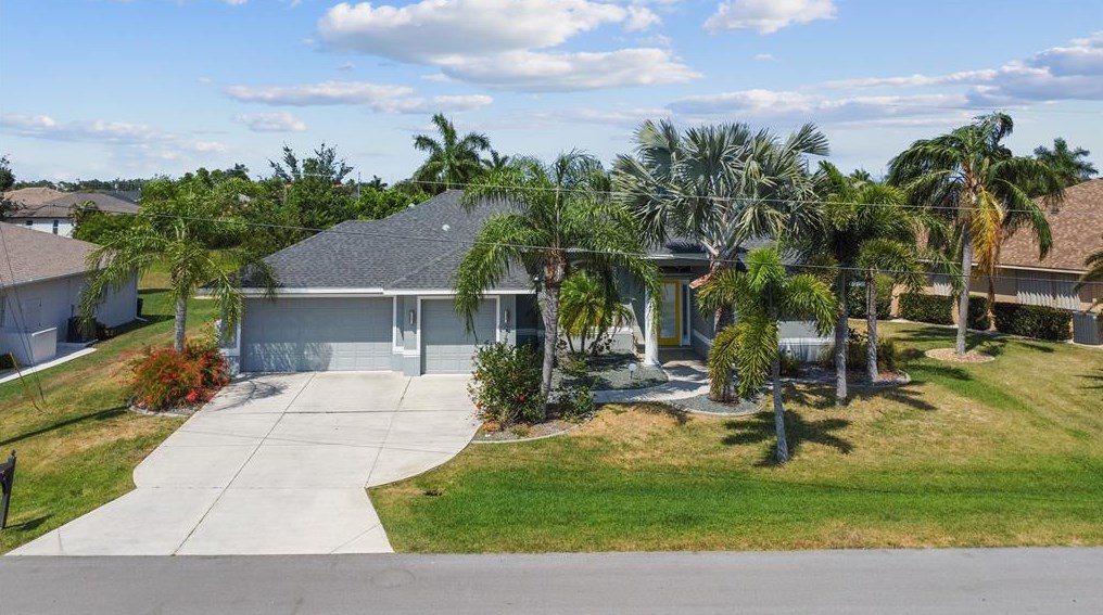 7392 Satsuma Dr, Punta Gorda FL 33955-1131 exterior