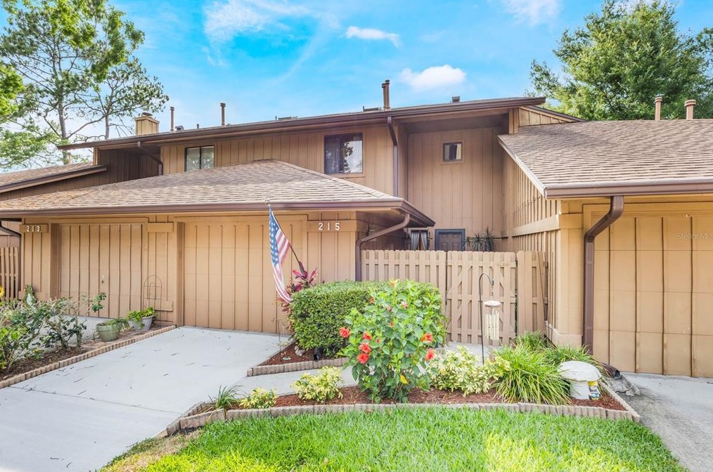 215 Heron Bay Cir, Lake Mary, FL 32746