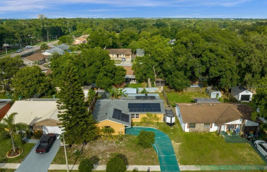 6939 Alpert Dr, Orlando FL 32810-3603 exterior