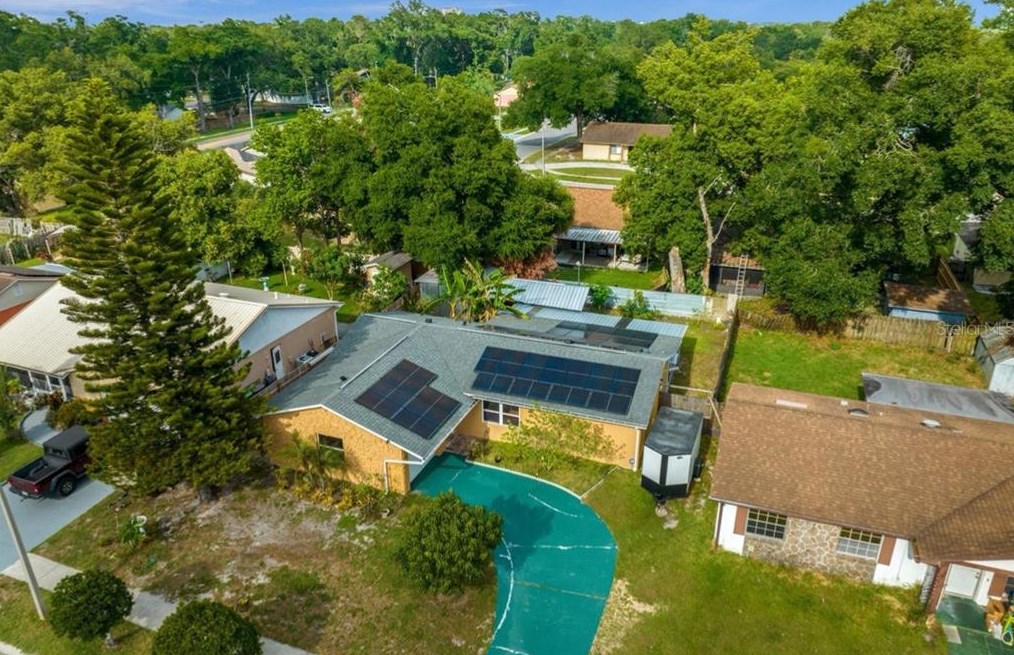 6939 Alpert Dr, Orlando FL 32810-3603 exterior