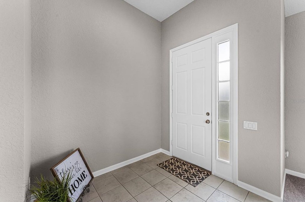 1649 Malon Bay Dr, Orlando, FL 32828-6802
