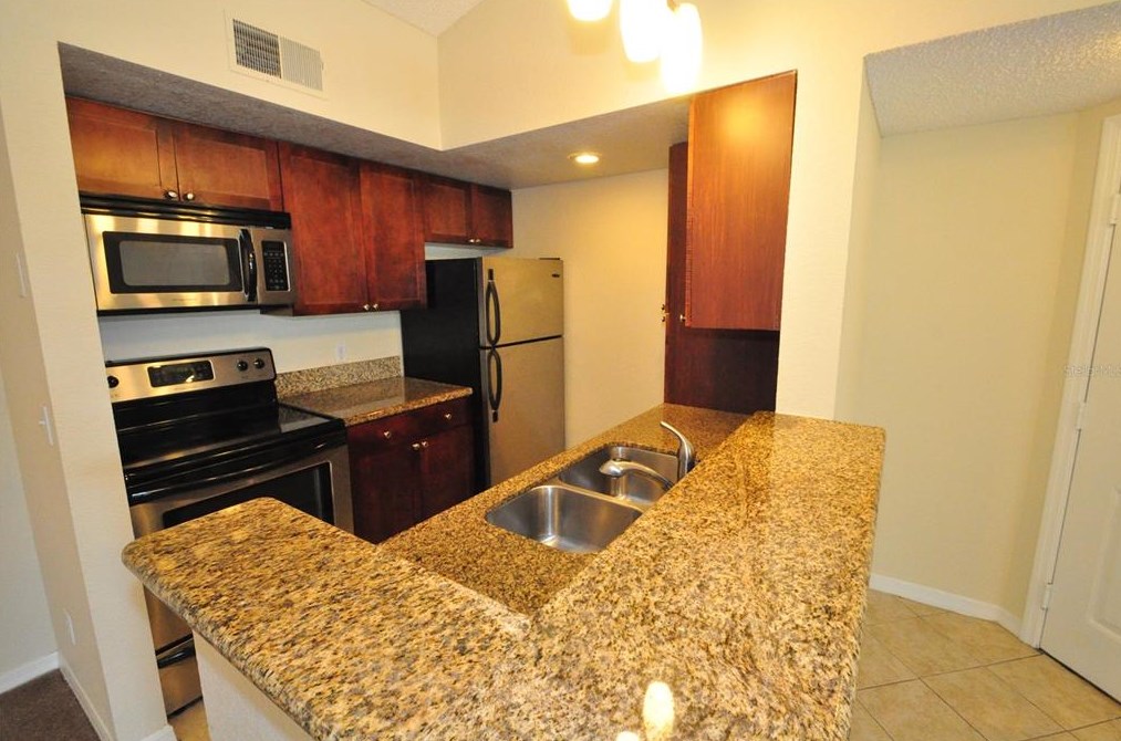 5160 Conroy Rd #1433, Orlando, FL 32811