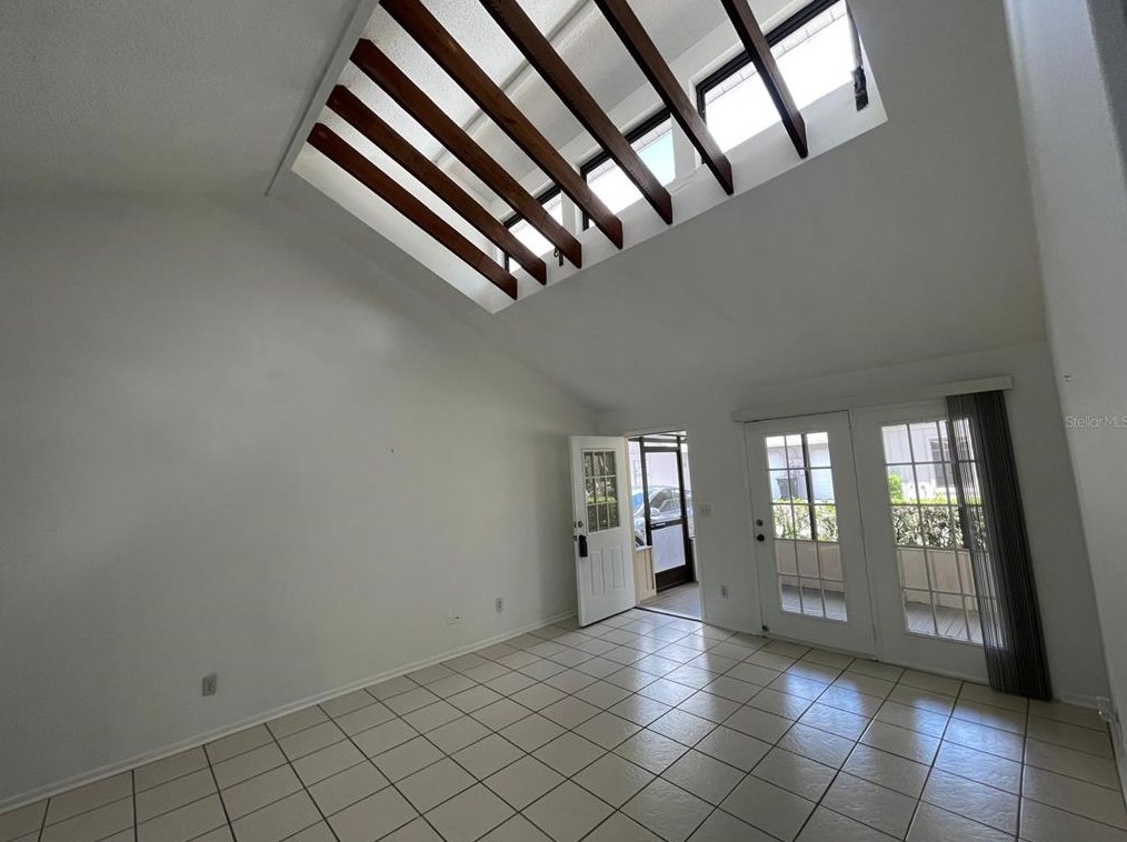 4806 Lake Ridge Rd, Orlando, FL 32808-2068