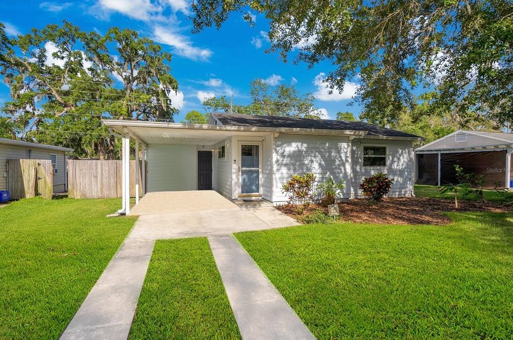 2103 Palmetto Ave, Sanford, FL 32771-4363