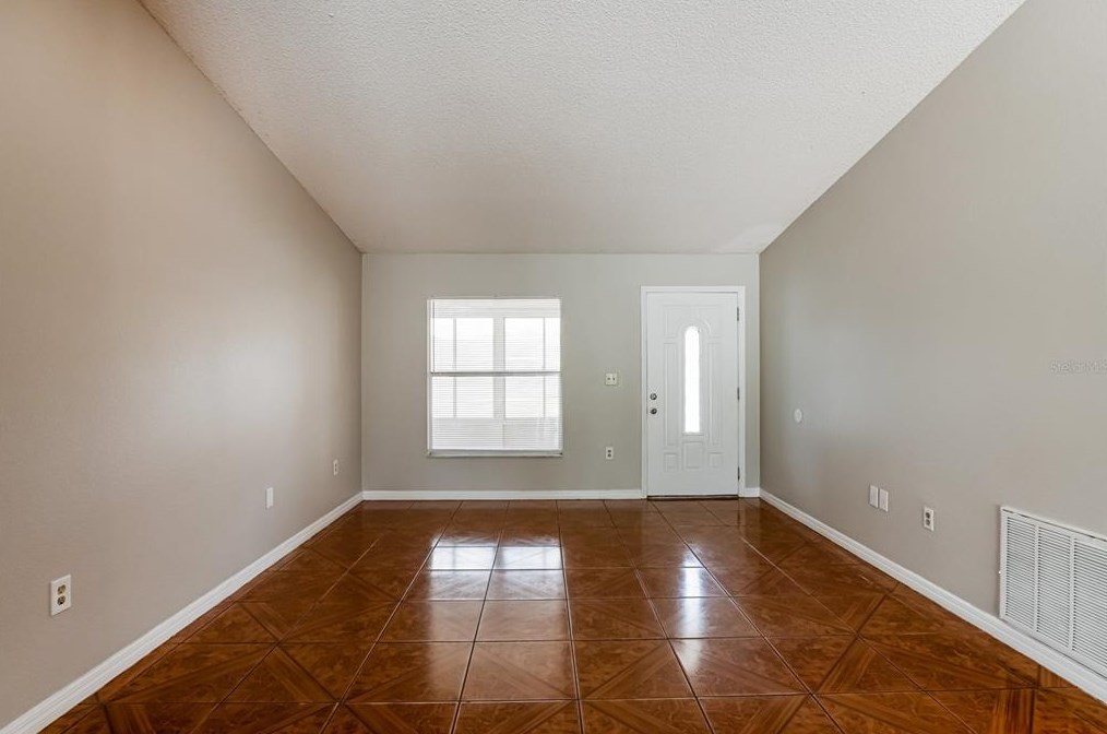 842 Valnera Ct, Kissimmee, FL 34758