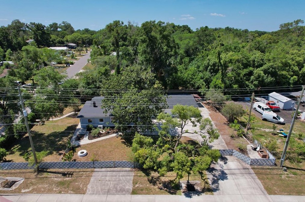 5638 Lunsford Dr, Orlando FL  32818-1224 exterior