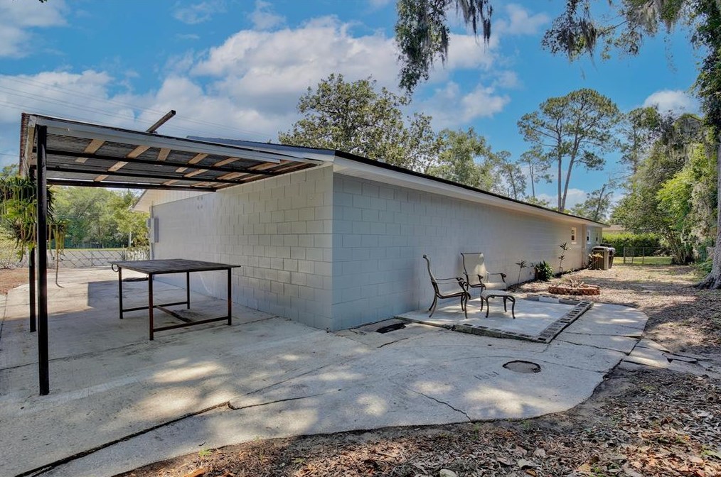 5638 Lunsford Dr, Orlando FL  32818-1224 exterior