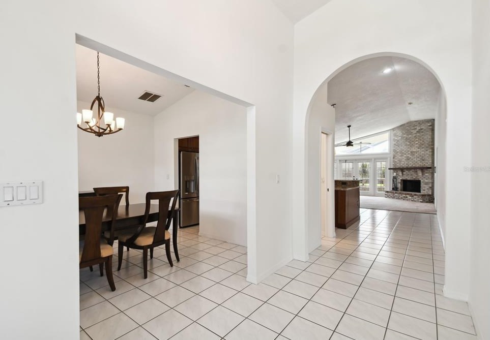 10121 Carrington Ct, Orlando, FL 32836-3709