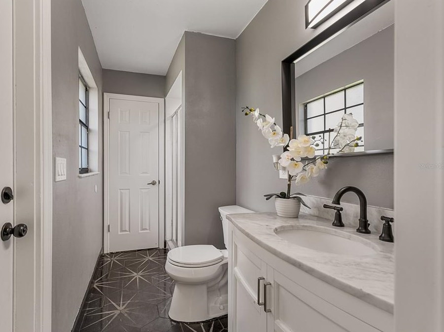 15 Stone Gate, Longwood FL  32779-3025 exterior